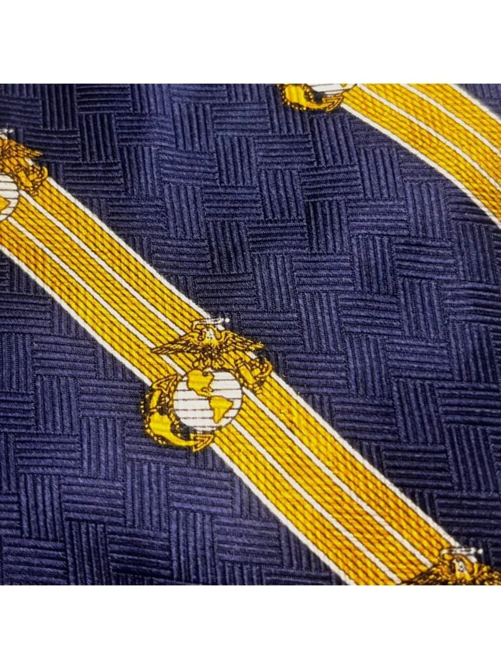 London 400 Cambridge Apparel Navy & Gold Silk Tie W Marine Corps Emblem (3/$15)